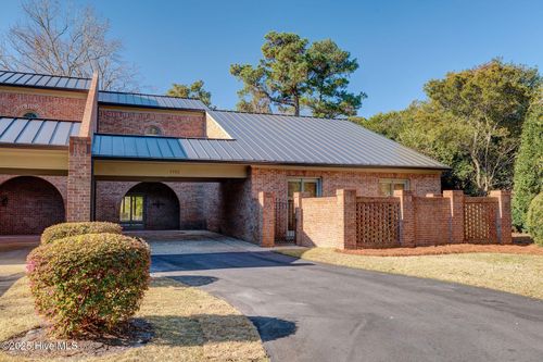 1753 Signature Pl, Wilmington, NC, 28405-4131 | Card Image