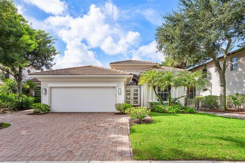 8138 Valhalla Dr, Delray Beach, FL, 33446-9516 | Card Image
