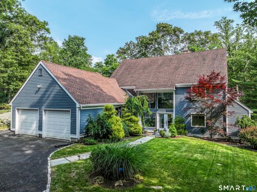42 Briar Woods Trl, Stamford, CT, 06903-1733 | Card Image