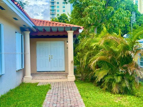3019-3019 Sw 23rd St, Miami, FL, 33145-3313 | Card Image