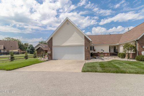 c-4322 Townhouse Dr, Oregon, OH, 43616-3575 | Card Image