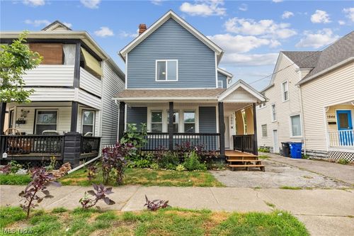 1950 W 47th St, Cleveland, OH, 44102-3435 | Card Image