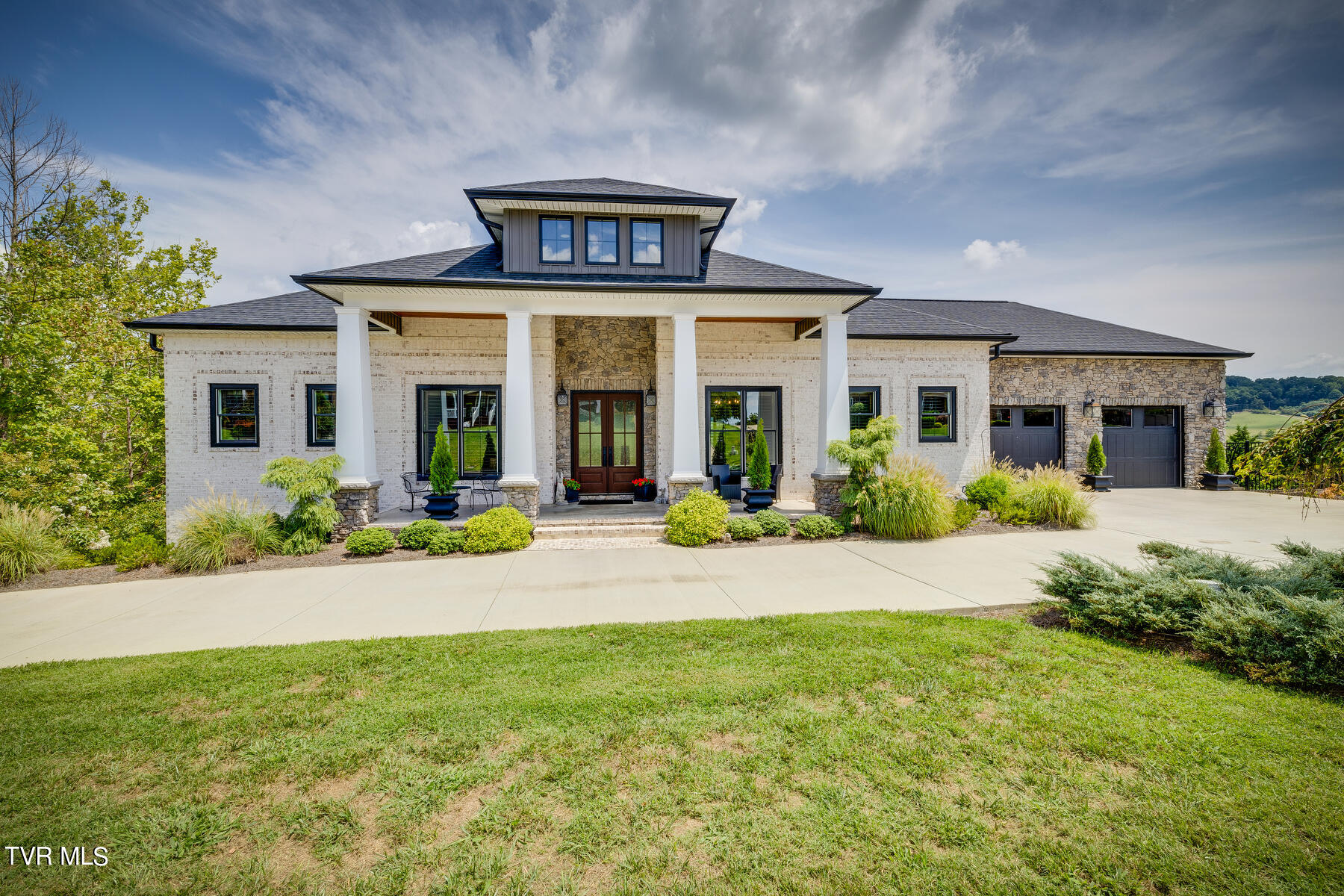 Pueblo Dr, Kingsport, TN 37664
