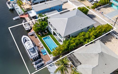 821 Bonito Ln, Key Largo, FL, 33037-3802 | Card Image