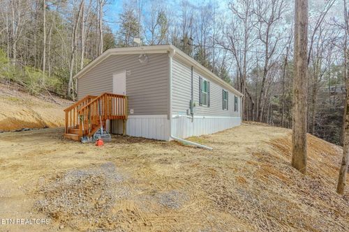 775 E Tanbark Trl, Cosby, TN, 37722 | Card Image