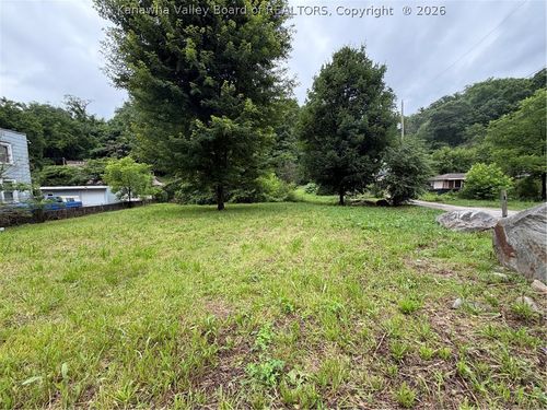 4253 Washington St W, Charleston, WV, 25313-2423 | Card Image