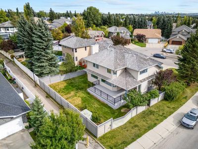 103 Scandia Bay Nw, House other with 6 bedrooms, 3 bathrooms and 6 parking in Calgary AB | Image 1