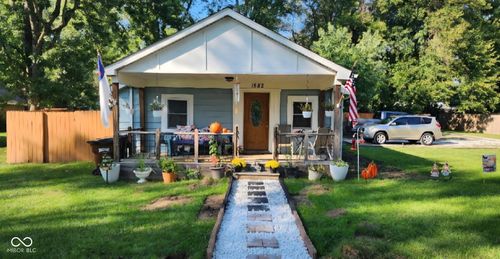 1582 W South Line Dr, Columbus, IN, 47201-9199 | Card Image