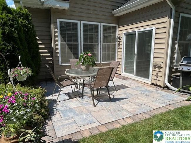 1051 Resolution Dr, House other with 3 bedrooms, 3 bathrooms and null parking in Bethlehem PA | Image 6