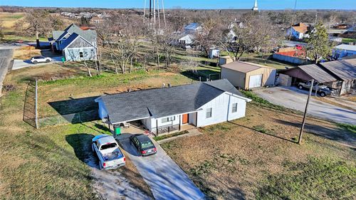 510 N Proctor St, Alvord, TX, 76225-5048 | Card Image