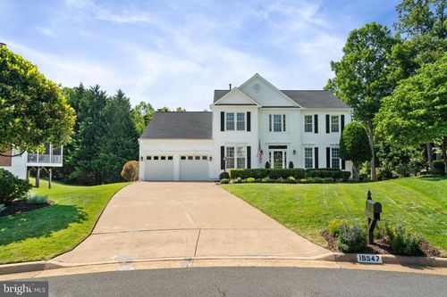 15547 Atterbury Ct, DUMFRIES, VA, 22025-3145 | Card Image
