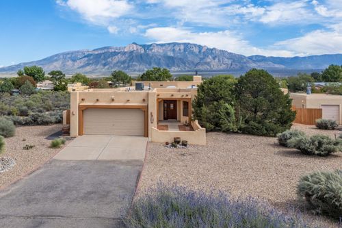 105 Watson Court, Corrales, NM, 87048 | Card Image