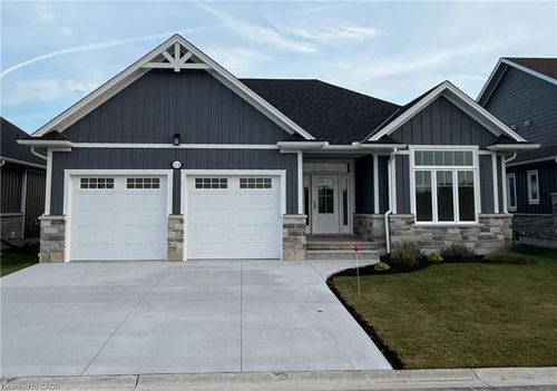 218 Schooner Dr, Port Dover, ON, N0A1N3 | Card Image