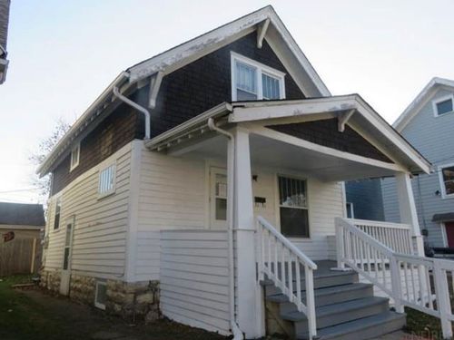 520 15th St Se, Cedar Rapids, IA, 52403-2538 | Card Image