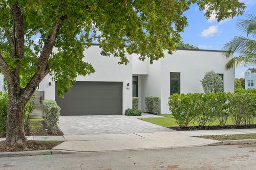 901 Upland Rd, West Palm Beach, FL, 33401-7549 | Card Image