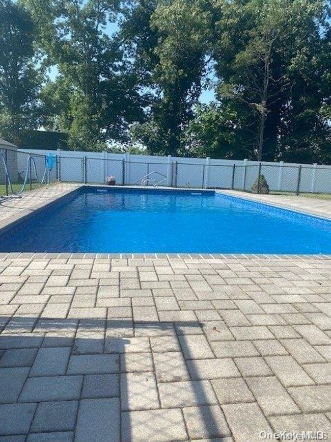 69 Nathan Dr, House other with 4 bedrooms, 2 bathrooms and null parking in Bohemia NY | Image 18
