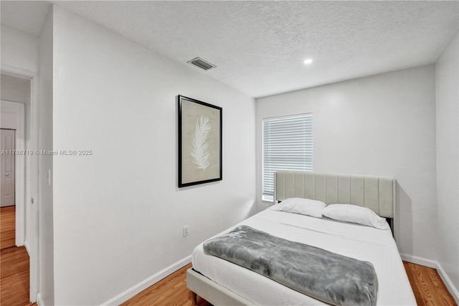 0 - 183 Sunflower Cir, House other with 4 bedrooms, 2 bathrooms and null parking in Royal Palm Beach FL | Image 35