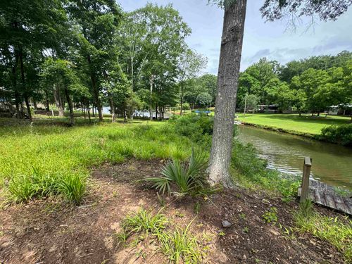 308 River Lake Drive, Eatonton, GA, 31024-5310 | Card Image