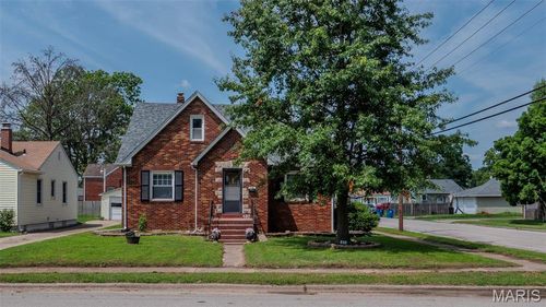 480 George St, Wood River, IL, 62095-1710 | Card Image