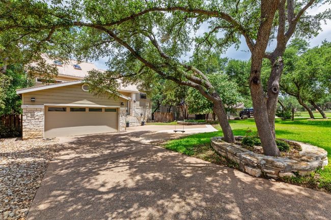 22012 Briarcliff Dr, House other with 4 bedrooms, 3 bathrooms and null parking in Spicewood TX | Image 10