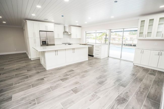 913 Spindle Palm Way, House other with 4 bedrooms, 2 bathrooms and null parking in APOLLO BEACH FL | Image 10