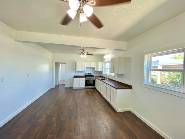 3007 S Anderson Rd, House other with 3 bedrooms, 1 bathrooms and 2 parking in Big Spring TX | Image 4
