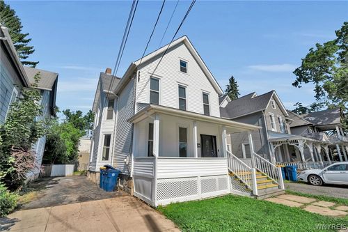 160 Cottage St, Lockport, NY, 14094-4304 | Card Image