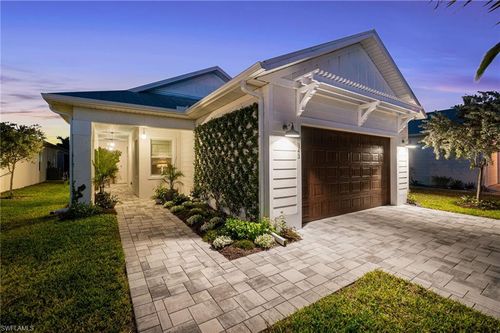 143 Cambria Ln, NAPLES, FL, 34112 | Card Image