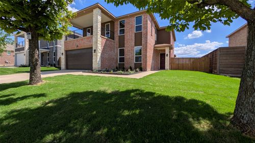 14800 Broadview Dr, Balch Springs, TX, 75180-4324 | Card Image