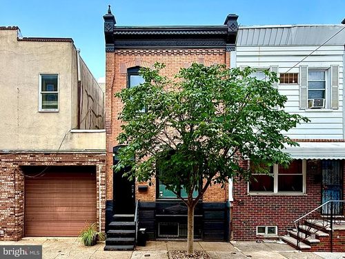 637 Cross St, PHILADELPHIA, PA, 19147-6414 | Card Image