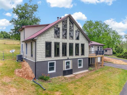 418 Danner Rd, Max Meadows, VA, 24360-4031 | Card Image