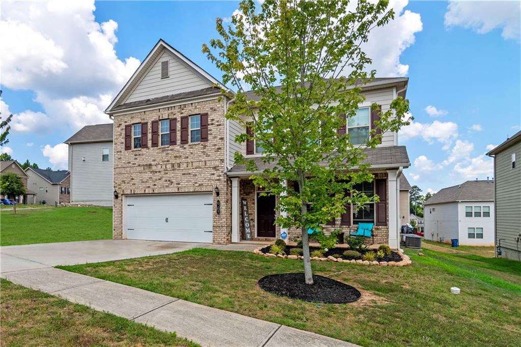 Lance View Ln, Lawrenceville, GA 30045