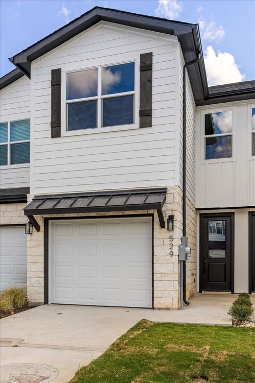 529 Galt Dr, Stephenville, TX, 76401-2669 | Card Image