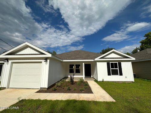 904 Tracy St, Bonifay, FL, 32425-1638 | Card Image