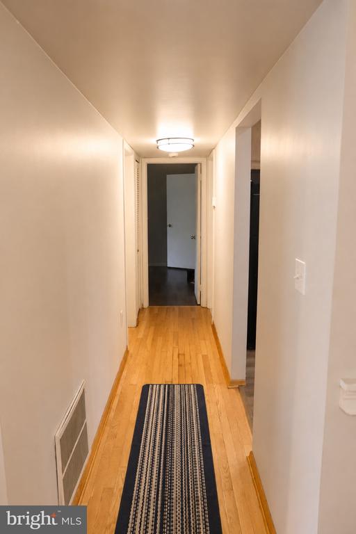 Residential Lease in MAPLE SHADE 5