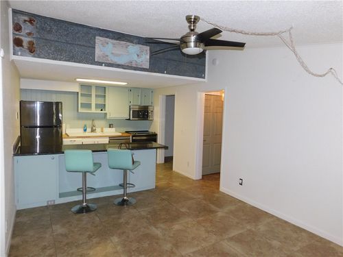 485-485 7th Pl, Vero Beach, FL, 32962-0721 | Card Image