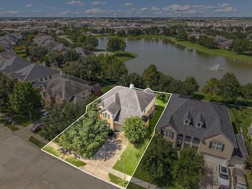 7711 Summer Shore Dr, Rosenberg, TX, 77469-4664 | Card Image