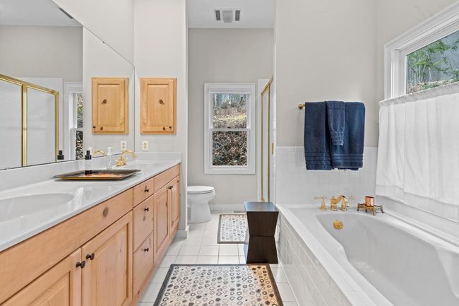 140 Lost Trl, House other with 3 bedrooms, 3 bathrooms and null parking in Highlands NC | Image 19