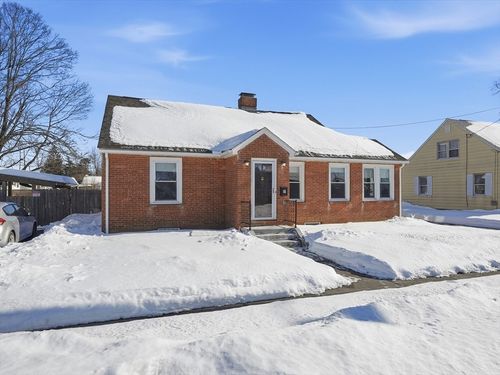 45 Canterbury St, Ludlow, MA, 01056-3552 | Card Image