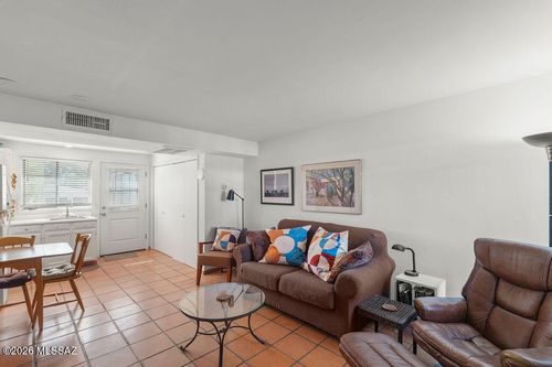 b-291 S Paseo Cerro, Green Valley, AZ, 85614-0951 | Card Image