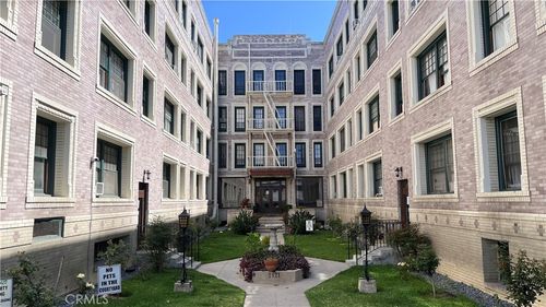 316-2121 James M Wood Boulevard W, Los Angeles, CA, 90006 | Card Image