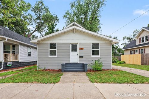449 Leonard Avenue, Muskegon, MI, 49442 | Card Image