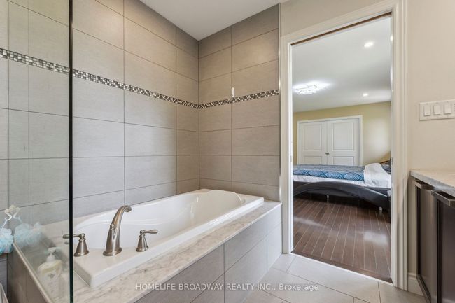 4617 Old Simcoe St, House other with 3 bedrooms, 3 bathrooms and 4 parking in Oshawa ON | Image 20