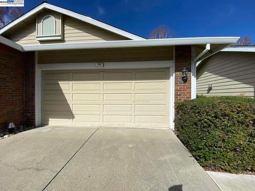 332 N Wildwood, Hercules, CA, 94547-3526 | Card Image