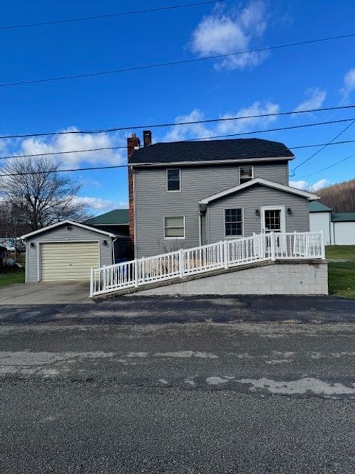 125 Hillview Ln, Connellsville, PA, 15462 | Card Image