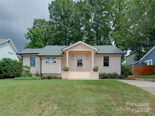 508 Seldon Dr, Charlotte, NC, 28216-5228 | Card Image