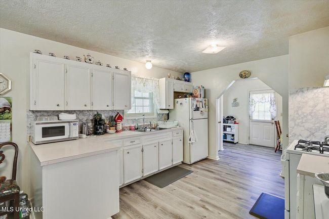 10-869 B Parks Rd | Image 17
