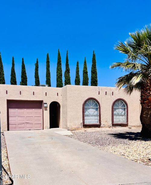 5530 Oakbriar Circle, El Paso, TX, 79932 | Card Image