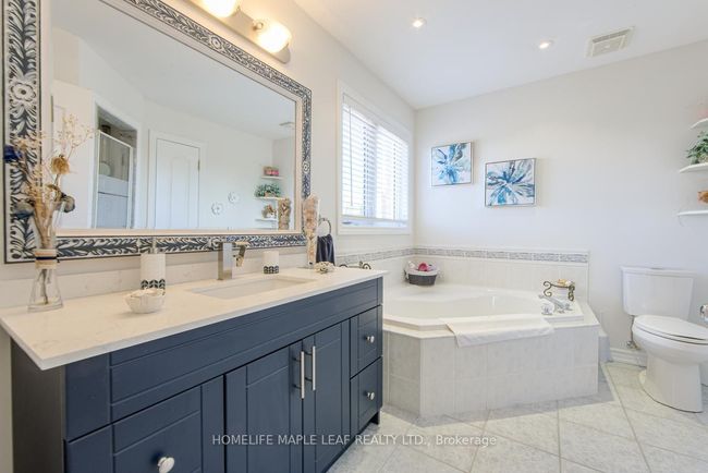 37 St Ave, House other with 4 bedrooms, 4 bathrooms and 4 parking in Bradford ON | Image 29