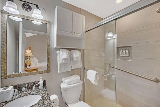 Guest bathroom | Image 28